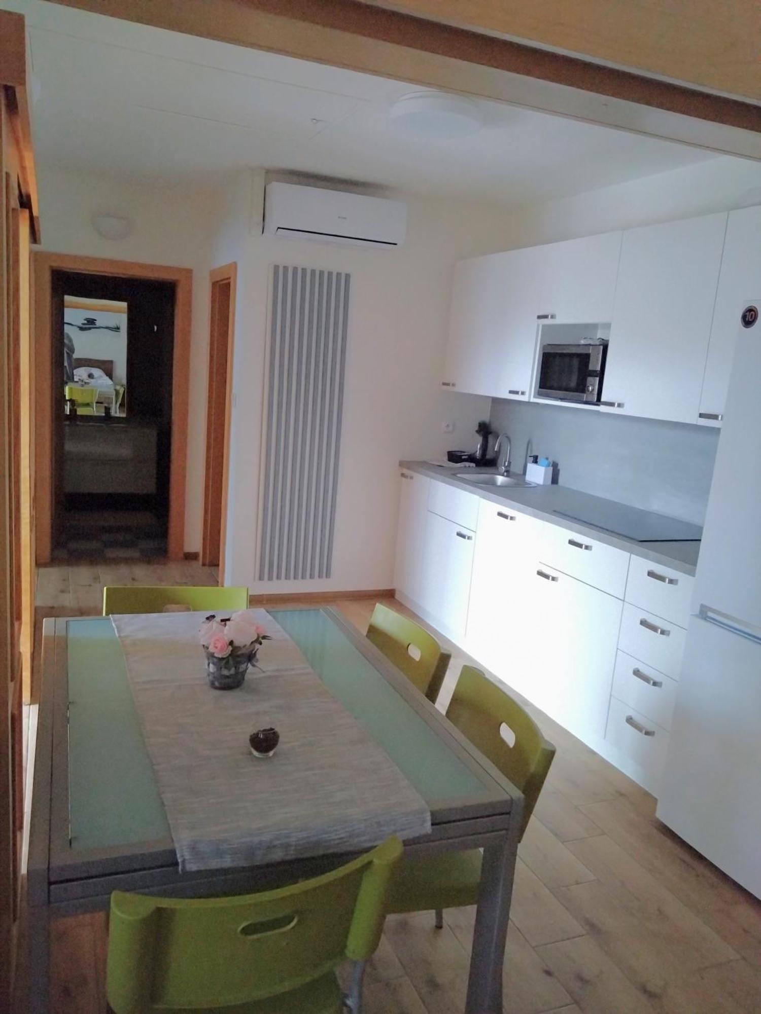 Bile Domky Apartman Lednice Kültér fotó