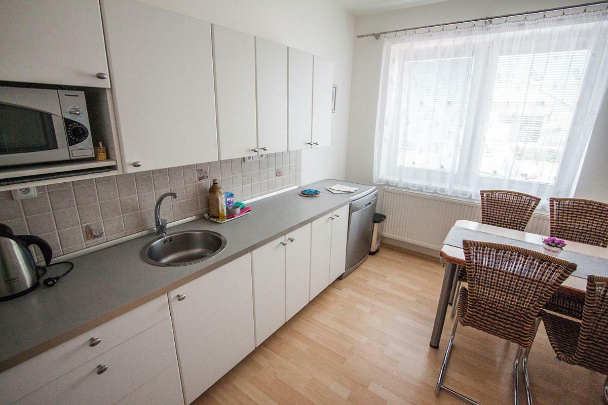 Bile Domky Apartman Lednice Kültér fotó