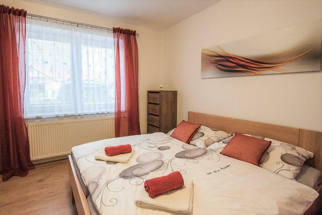 Bile Domky Apartman Lednice Kültér fotó